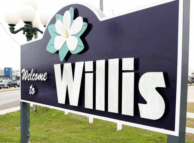 Welcome to Willis sign in Willis, Texas